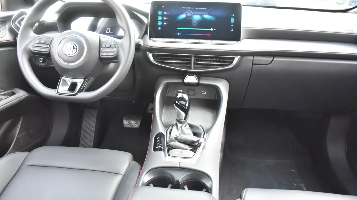 MG 5 1.5 CVT (129 hp) - 13