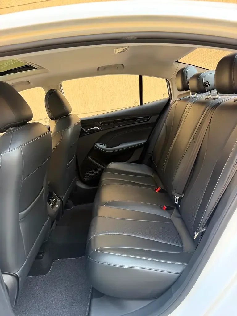 MG 5 1.5 CVT (129 حصان) - 12