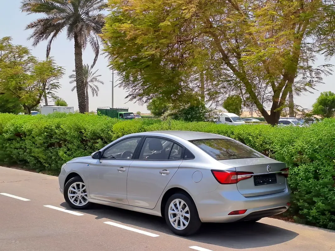 MG 5 1.5 CVT (129 حصان) - 4
