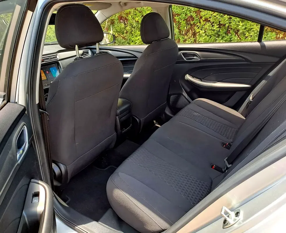 MG 5 1.5 CVT (129 حصان) - 12