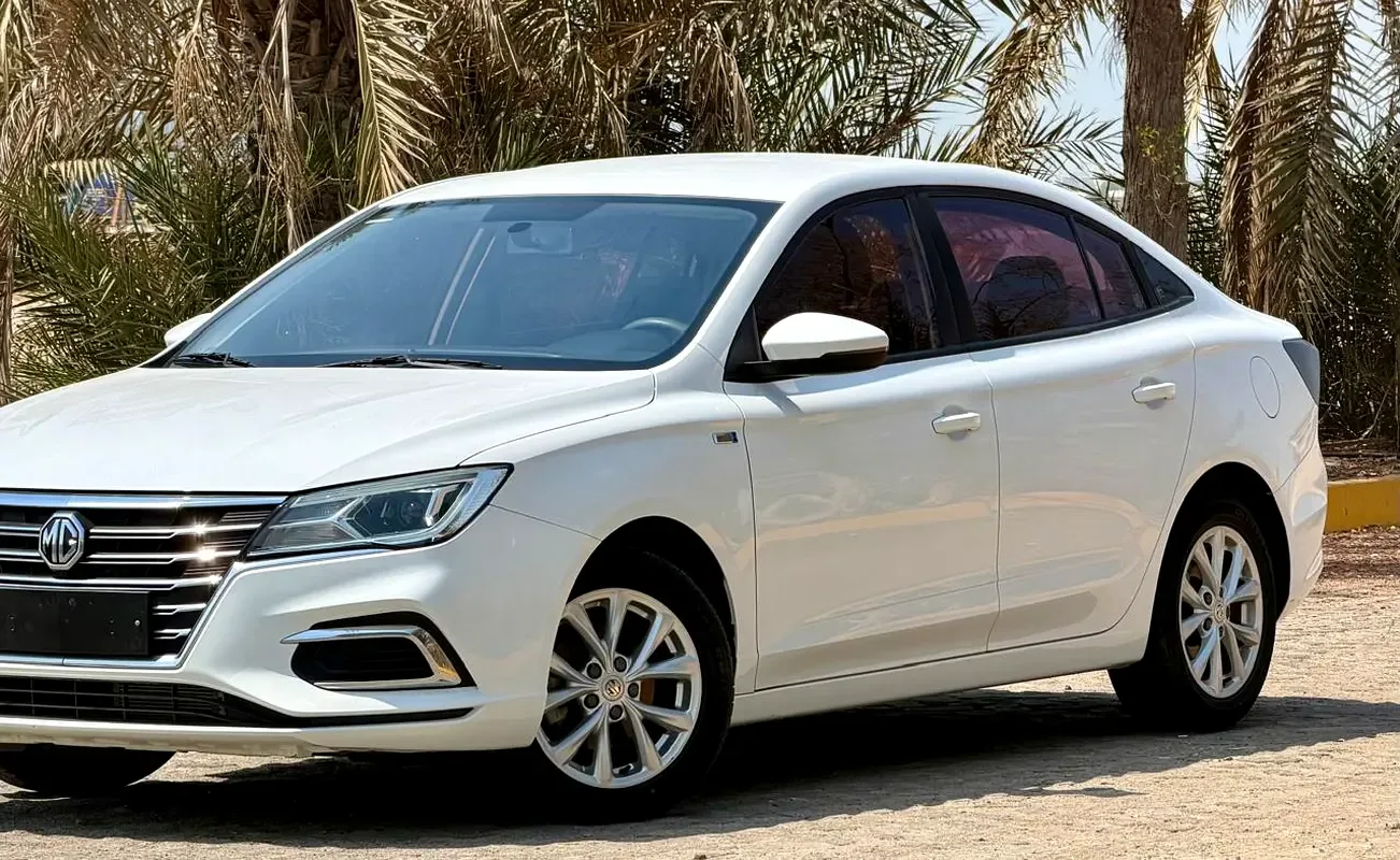 MG 5 1.5 CVT (129 hp) - 3