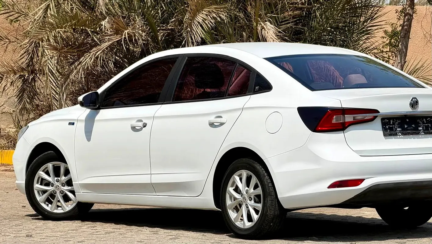 MG 5 1.5 CVT (129 hp) - 16