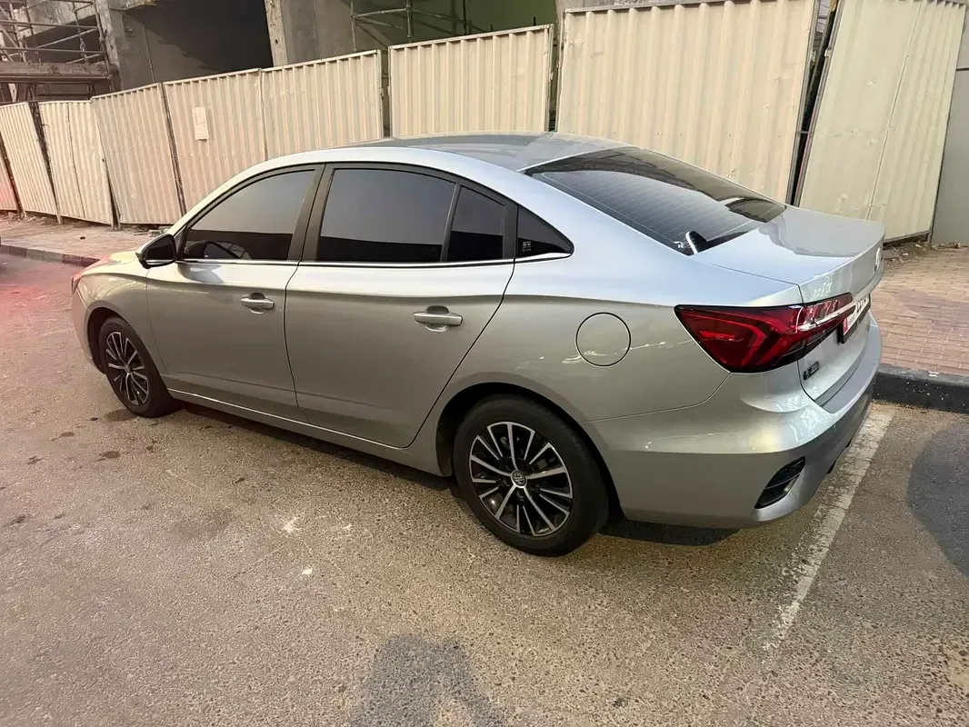 MG 5 1.5 CVT (129 hp) - 6