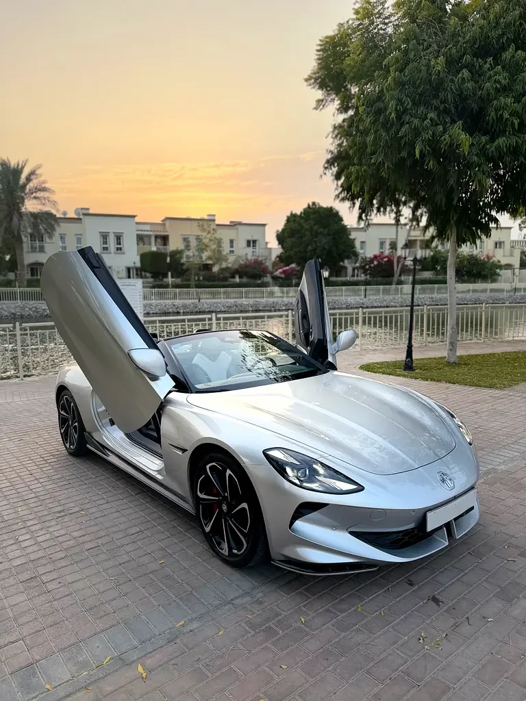 MG Cyberster AT (314 حصان) - 15