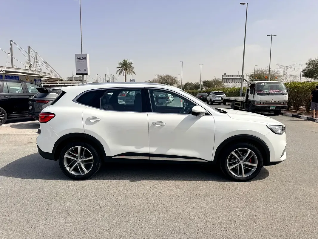 MG HS 1.5 AMT (148 حصان) - 4