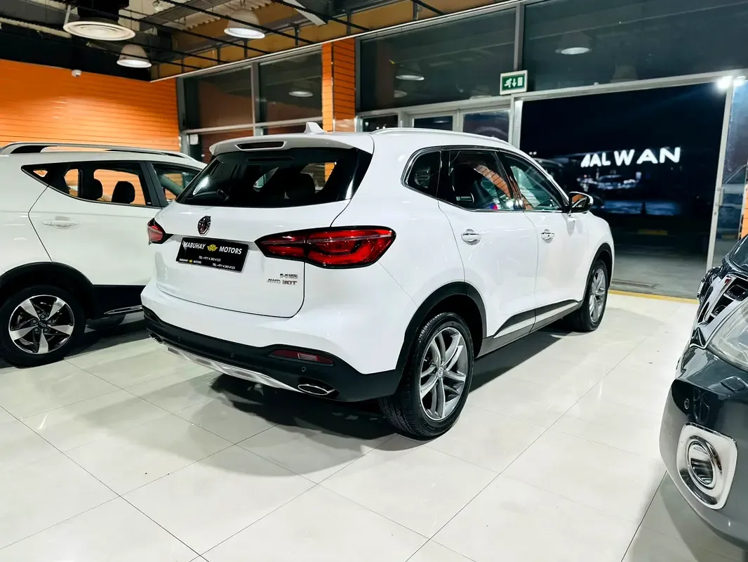MG HS 2.0 AT (231 حصان) - 6