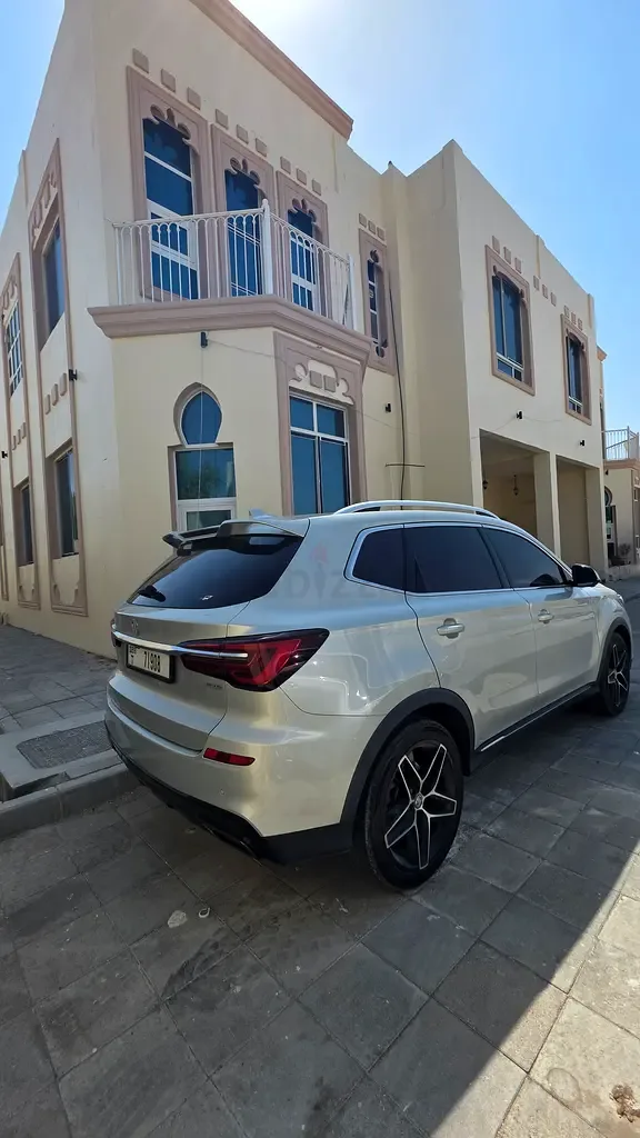 MG RX5 1.5 AMT (169 hp) - 5