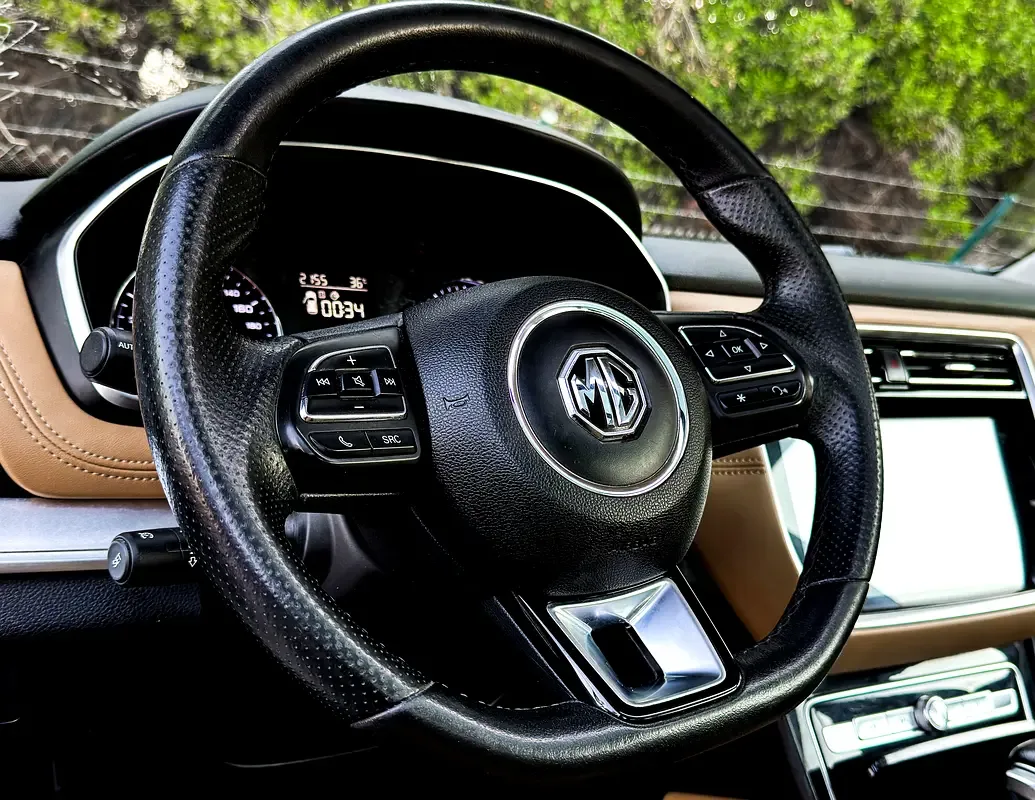 MG RX8 2.0 AT RWD (220 hp) - 14