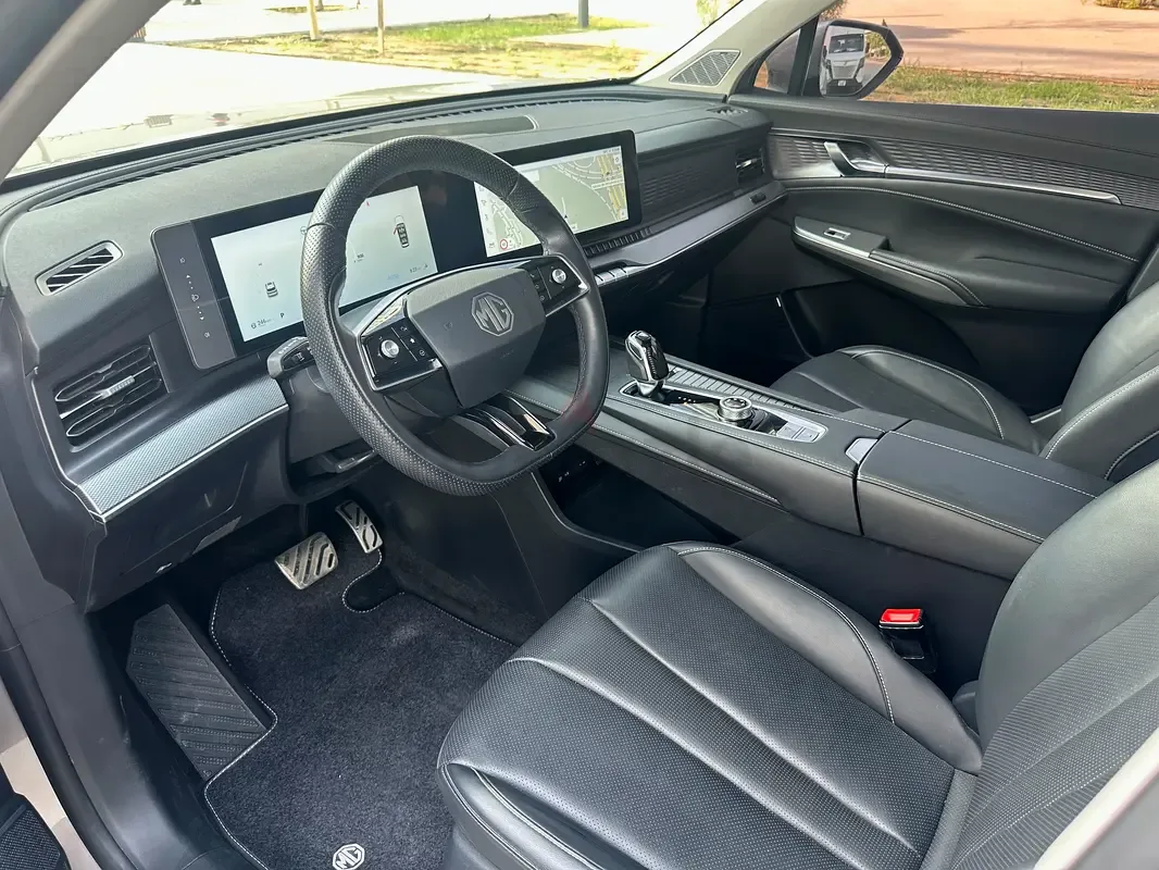 MG RX9 2.0 AT AWD (204 hp) - 10