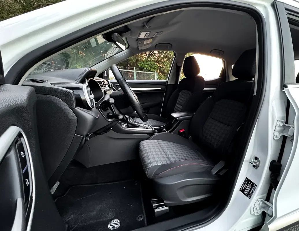 MG ZS 1.5 CVT (114 hp) - 9