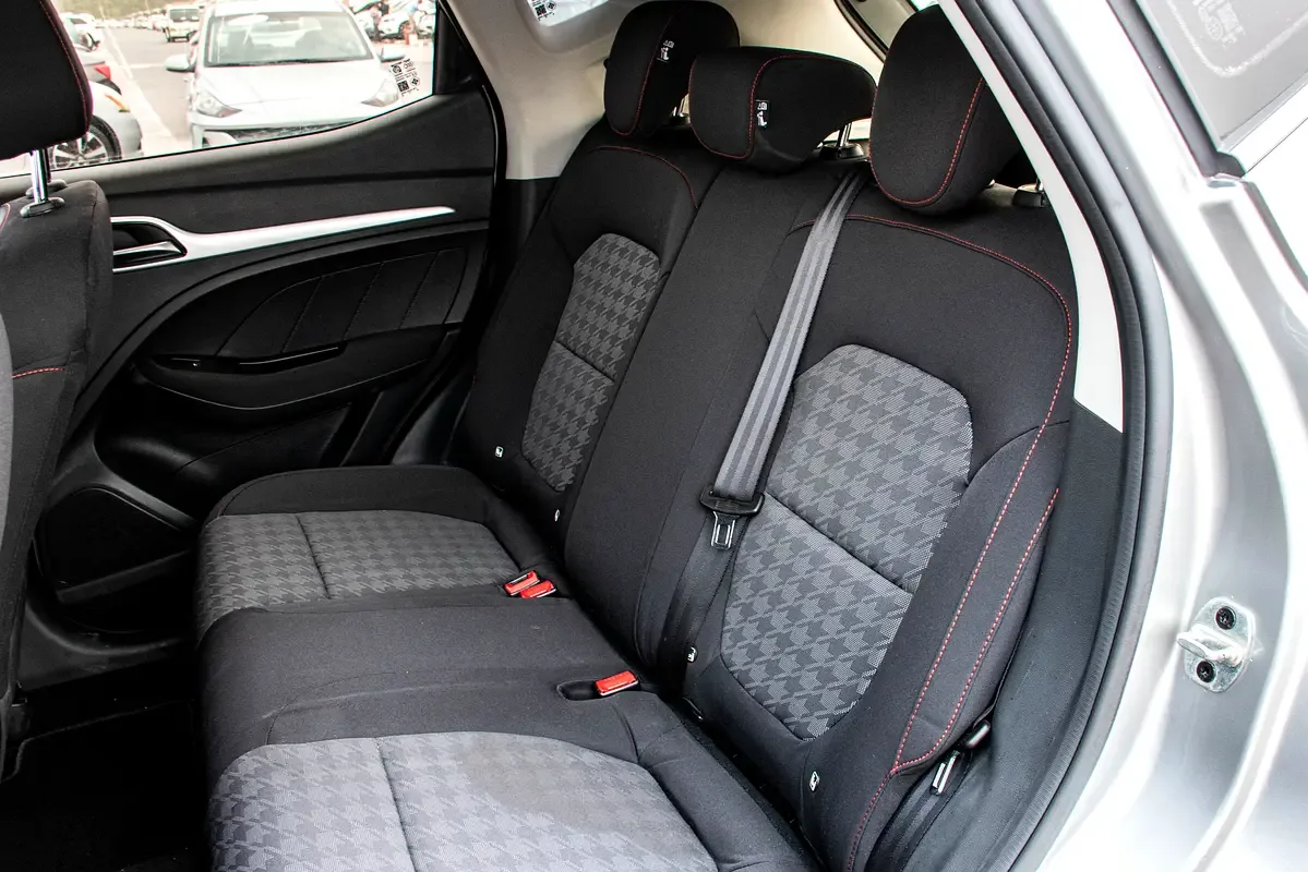 MG ZS 1.5 CVT (114 hp) - 10