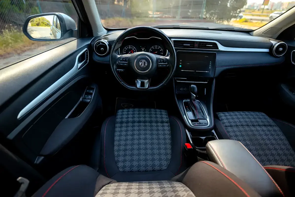 MG ZS 1.5 CVT (114 hp) - 9