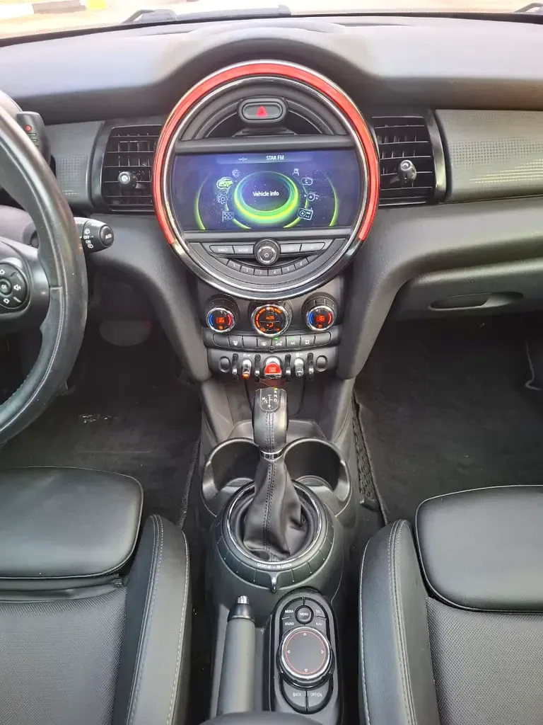Mini Cooper 1.5 AT (136 hp) - 12