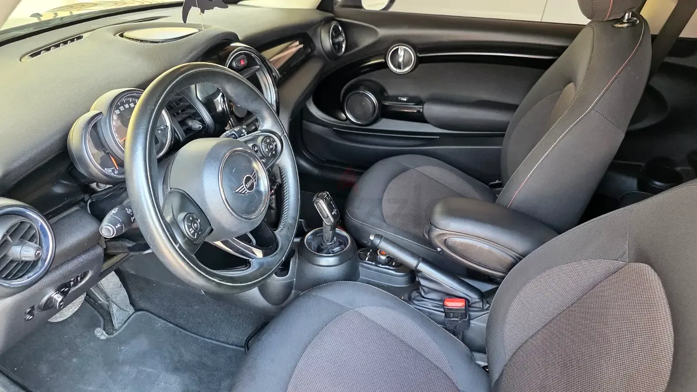Mini Cooper 1.5 AT (136 hp)
