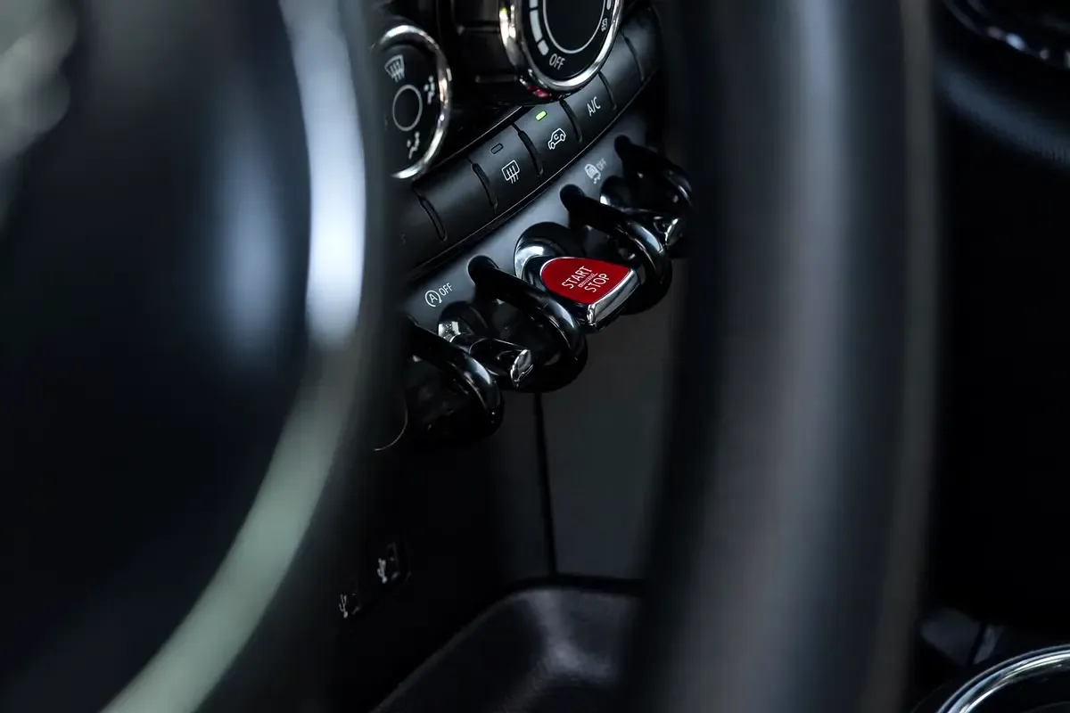 Mini Cooper 1.5 AT (136 حصان) - 9