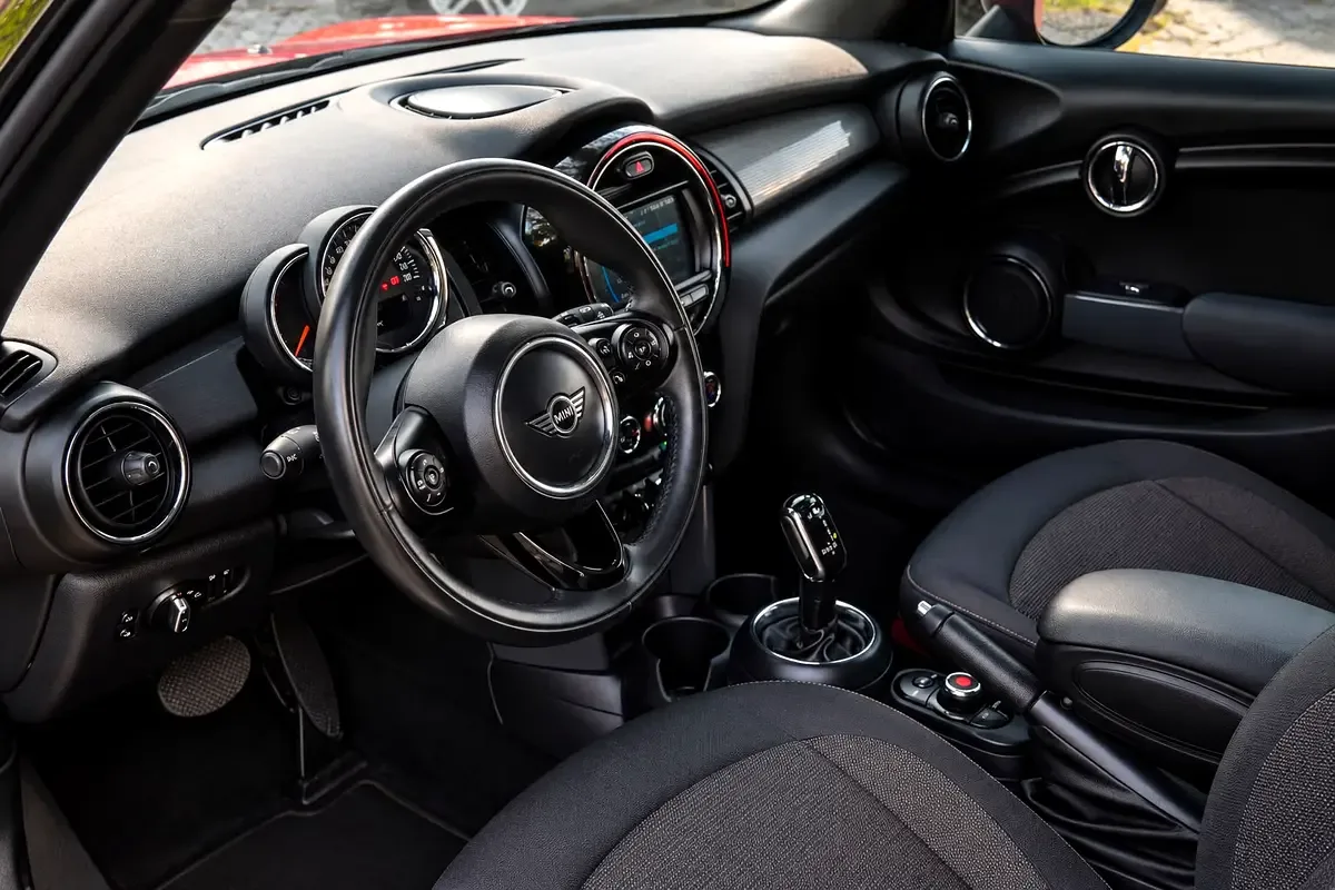Mini Cooper 1.5 AT (136 حصان) - 12