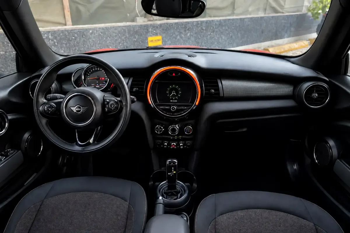 Mini Cooper 1.5 AT (136 حصان) - 15