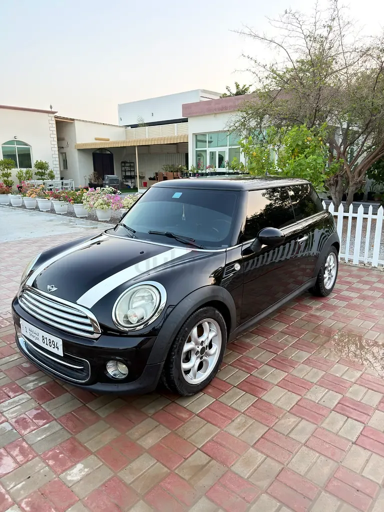Mini Cooper 1.6 AT (120 hp)