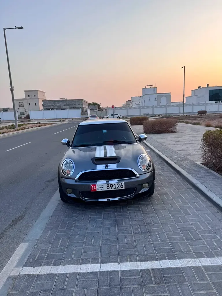 Mini Cooper 1.6 AT (120 hp)