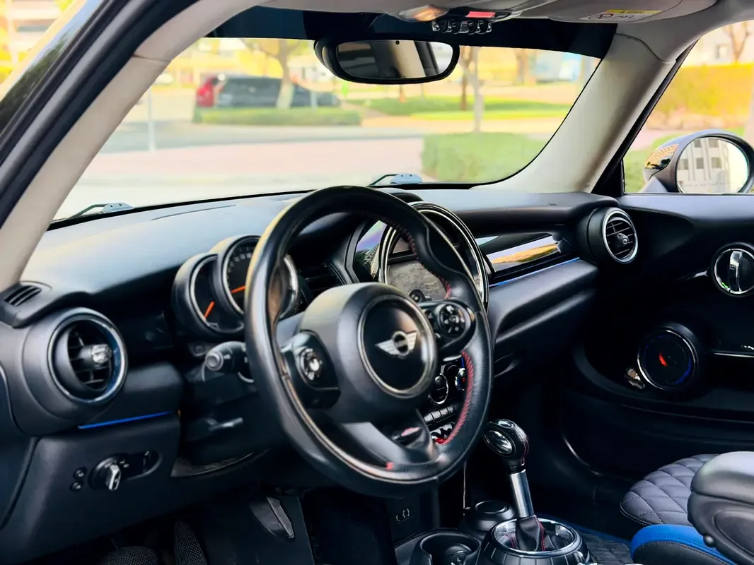 Mini Cooper 1.6 AT (120 hp) - 9