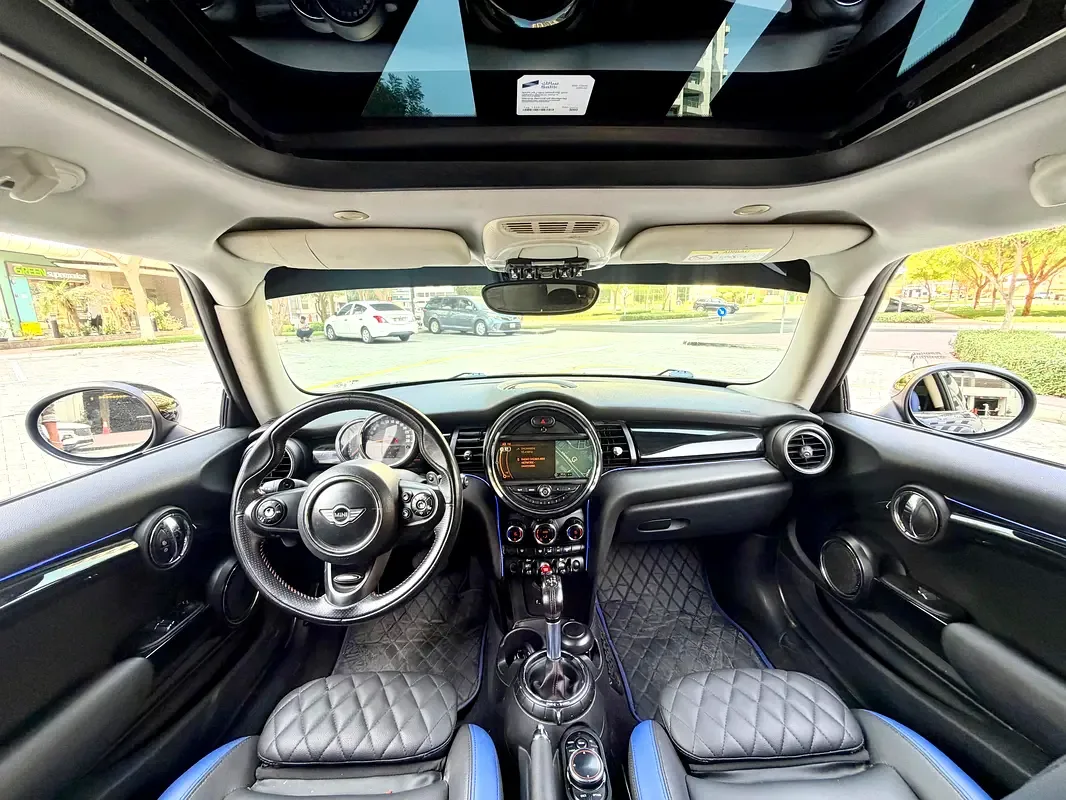 Mini Cooper 1.6 AT (120 hp) - 16