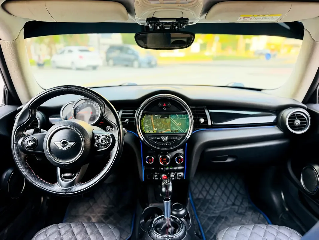 Mini Cooper 1.6 AT (120 hp) - 15