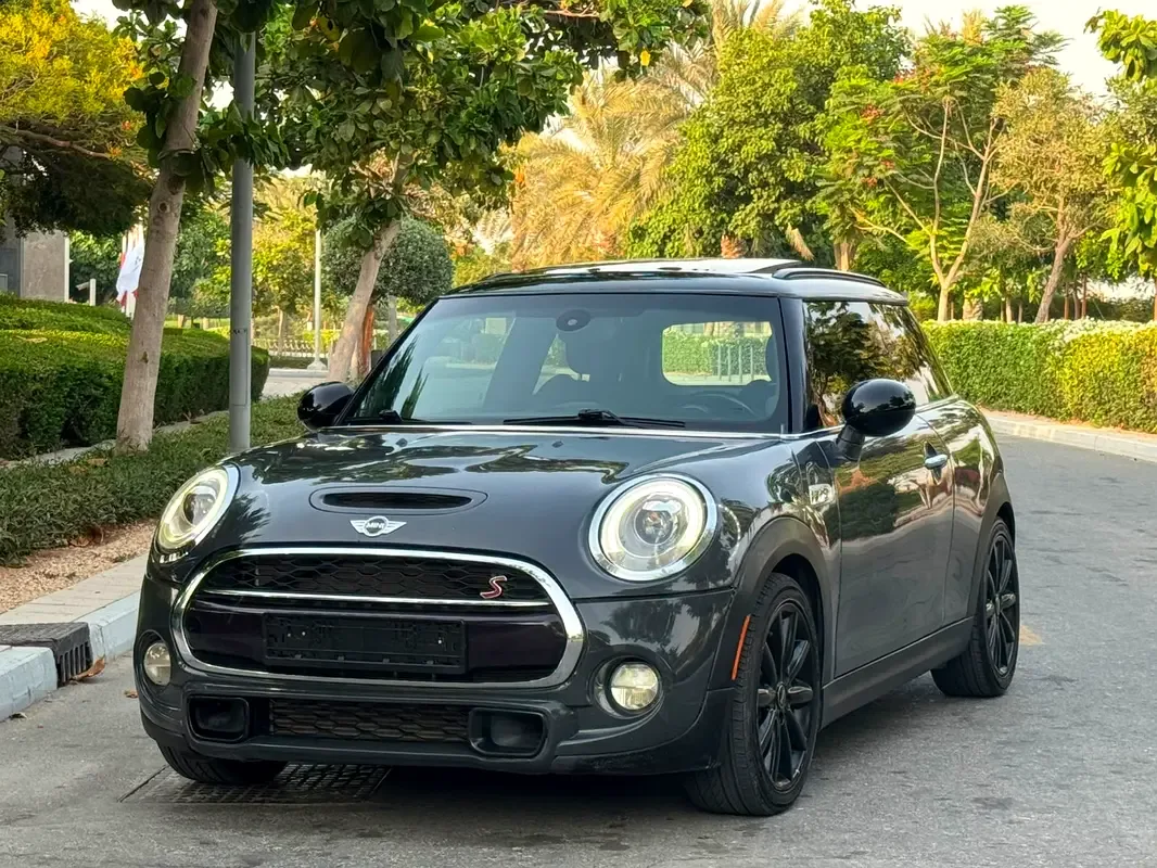 Mini Cooper 2.0 AT (231 hp)