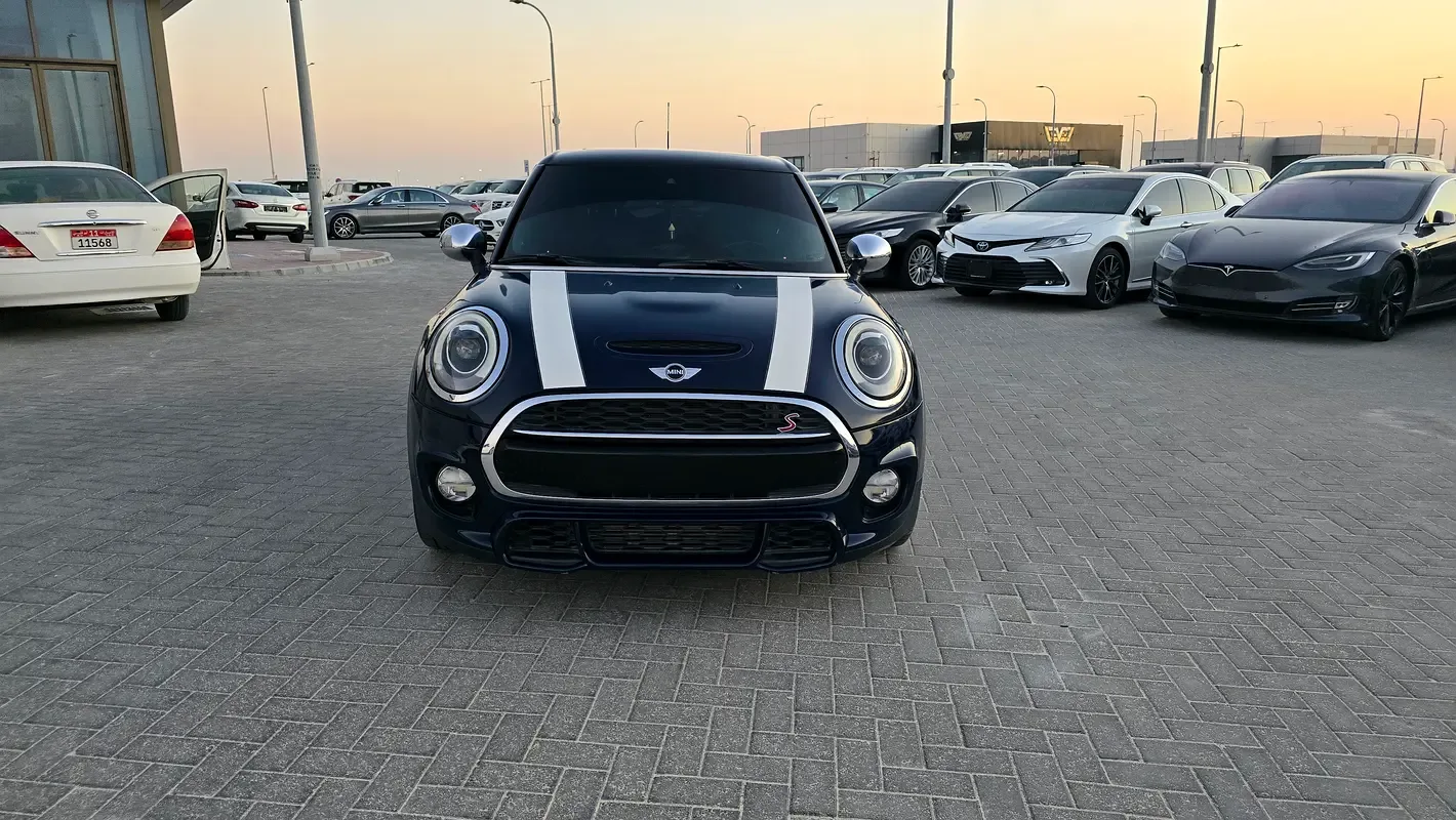 Mini Cooper 2.0 AT (231 hp)