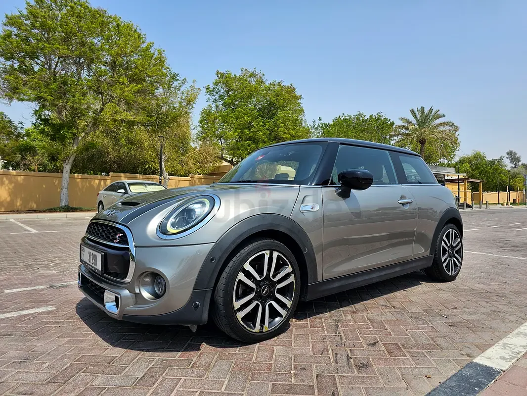 Mini Cooper 2.0 AT (231 hp)