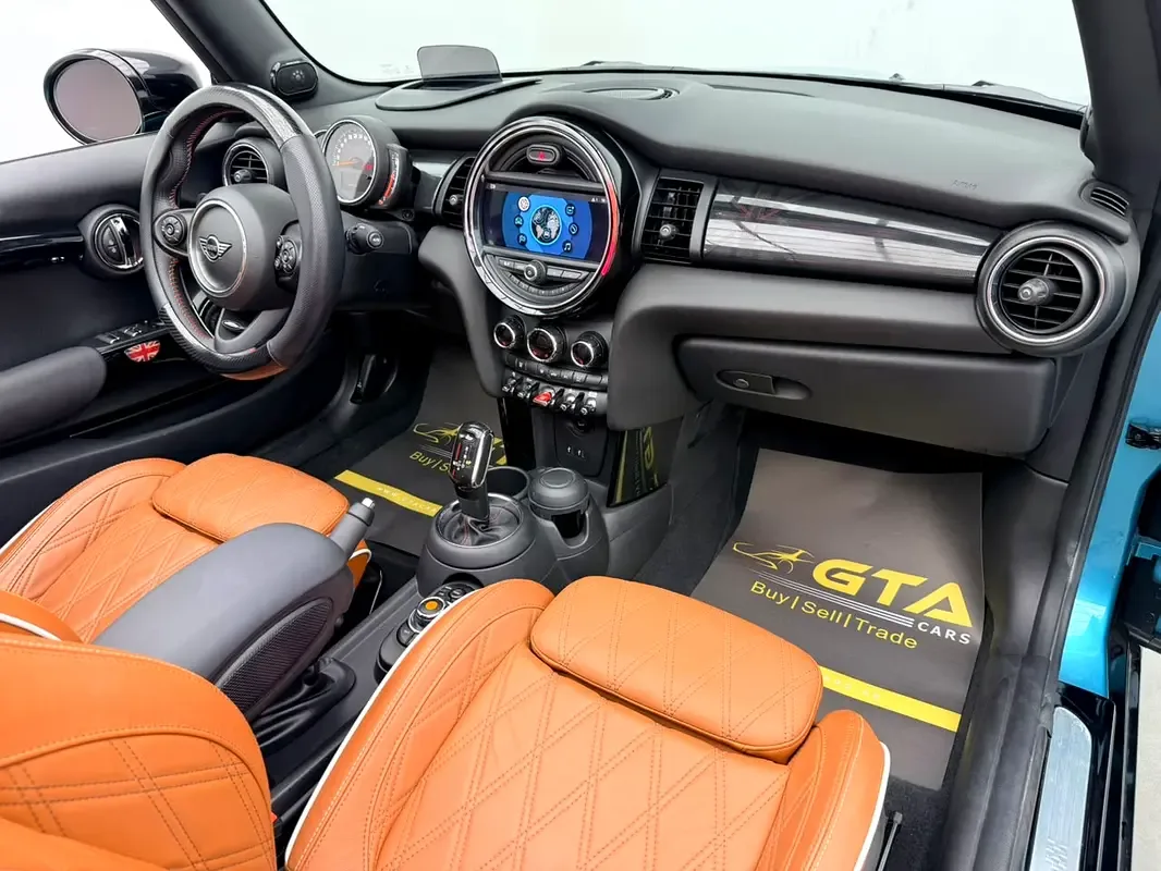 Mini Cooper 2.0 AT (231 hp) - 12