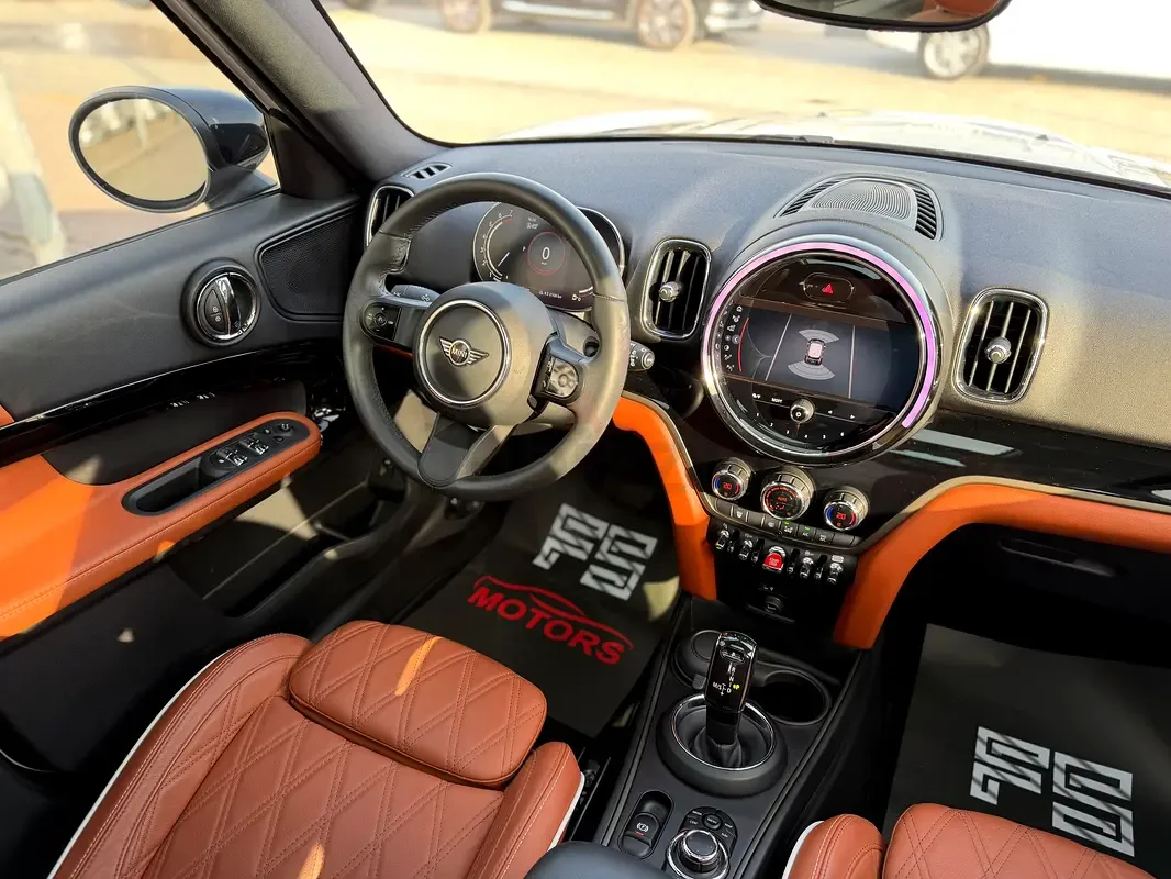 Mini Countryman 1.5 AMT (136 hp) - 11