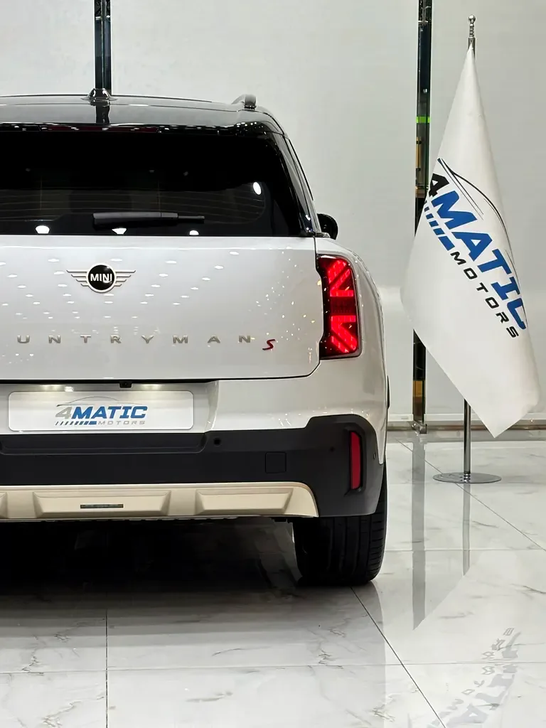 Mini Countryman 2.0 AMT 4WD (218 حصان) - 10