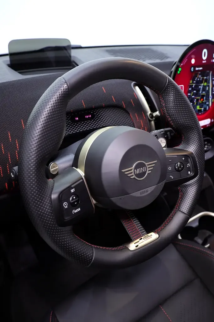Mini Countryman 2.0 AMT 4WD (218 حصان) - 14