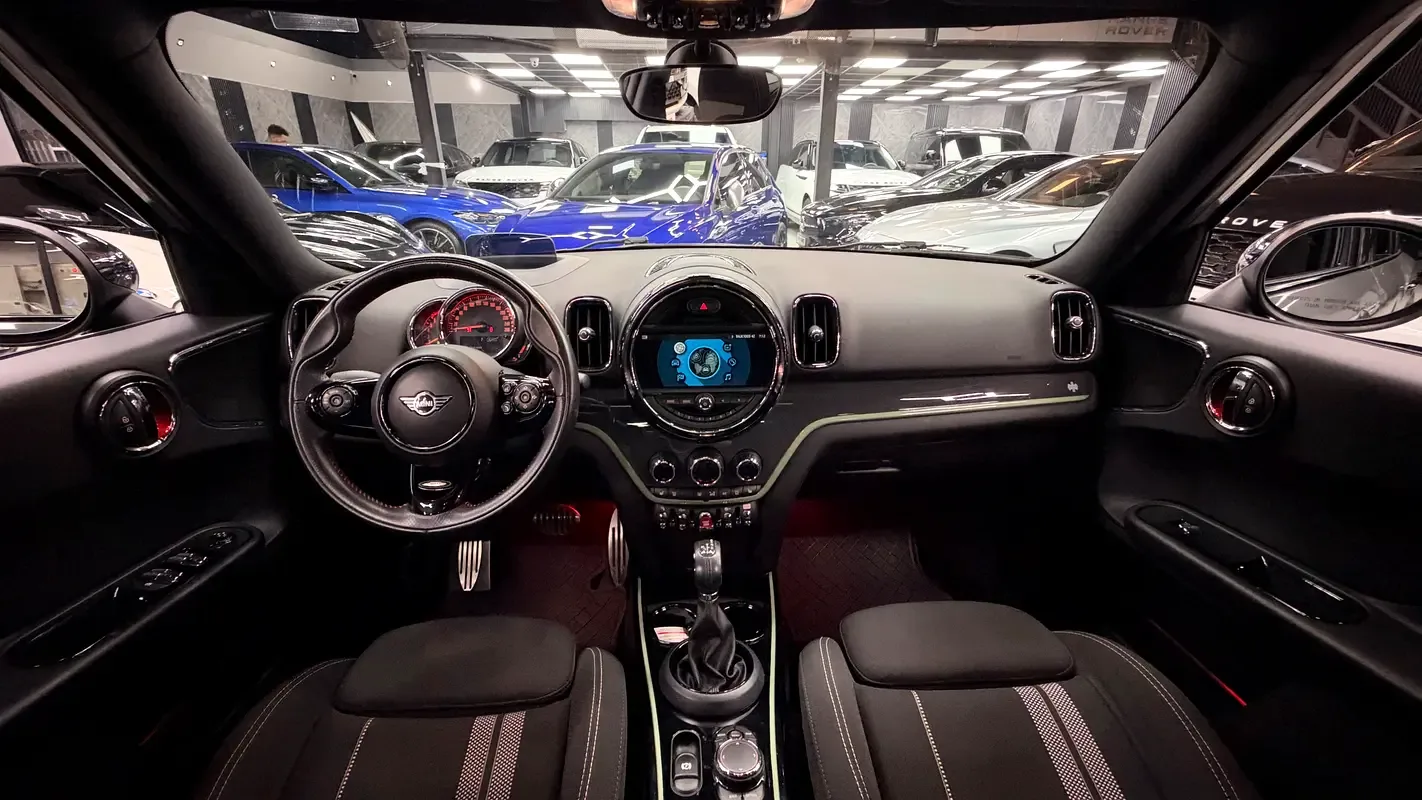 Mini Countryman 2.0 AT ALL4 (192 حصان) - 9