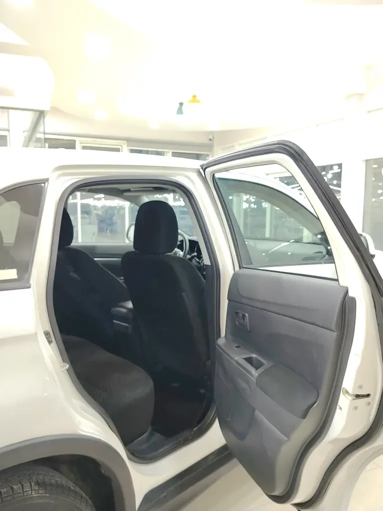 Mitsubishi ASX 2.0 CVT (150 حصان) - 8
