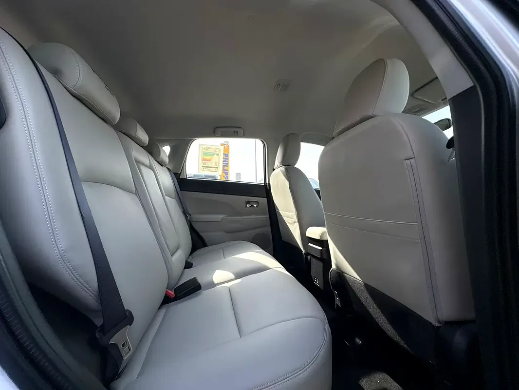 Mitsubishi ASX 2.0 CVT (166 حصان) - 14