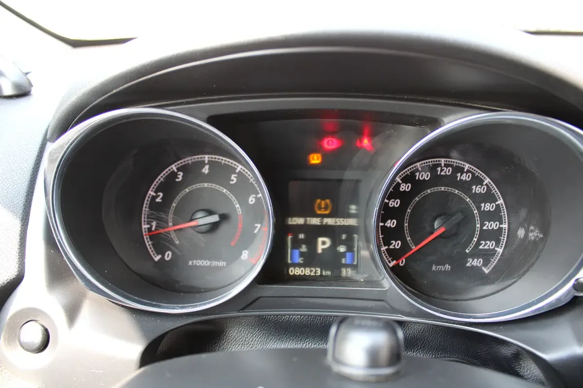 Mitsubishi ASX 2.0 CVT (166 حصان) - 11