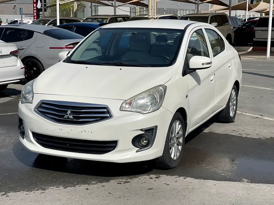 Mitsubishi Attrage 1.2 CVT (78 hp)