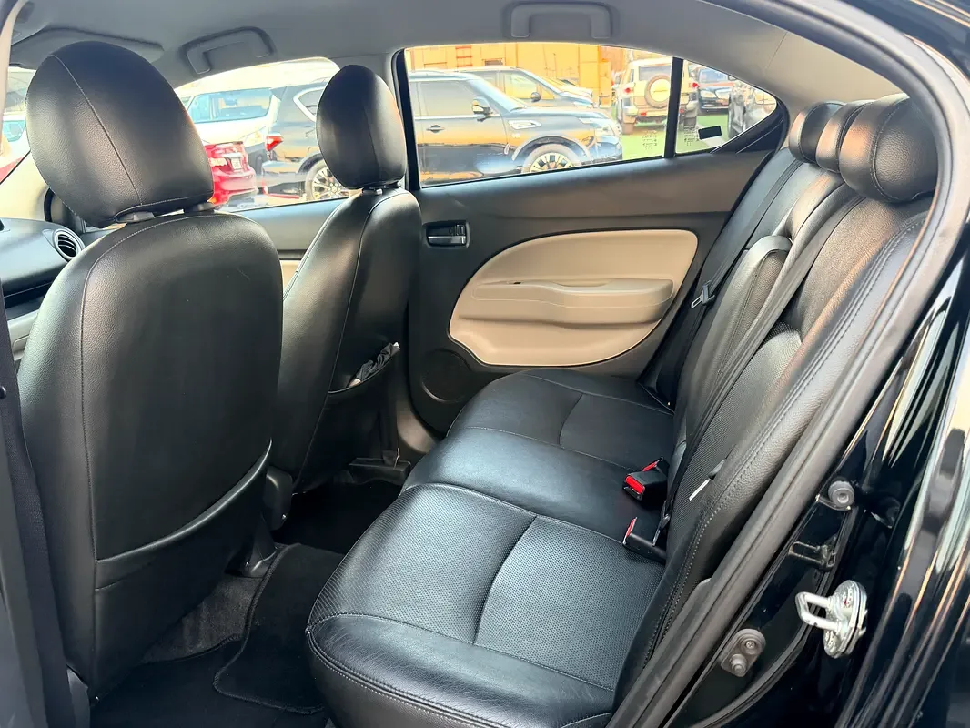 Mitsubishi Attrage 1.2 CVT (80 hp) - 7