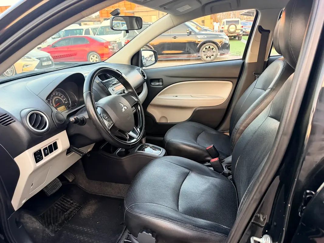 Mitsubishi Attrage 1.2 CVT (80 hp) - 5