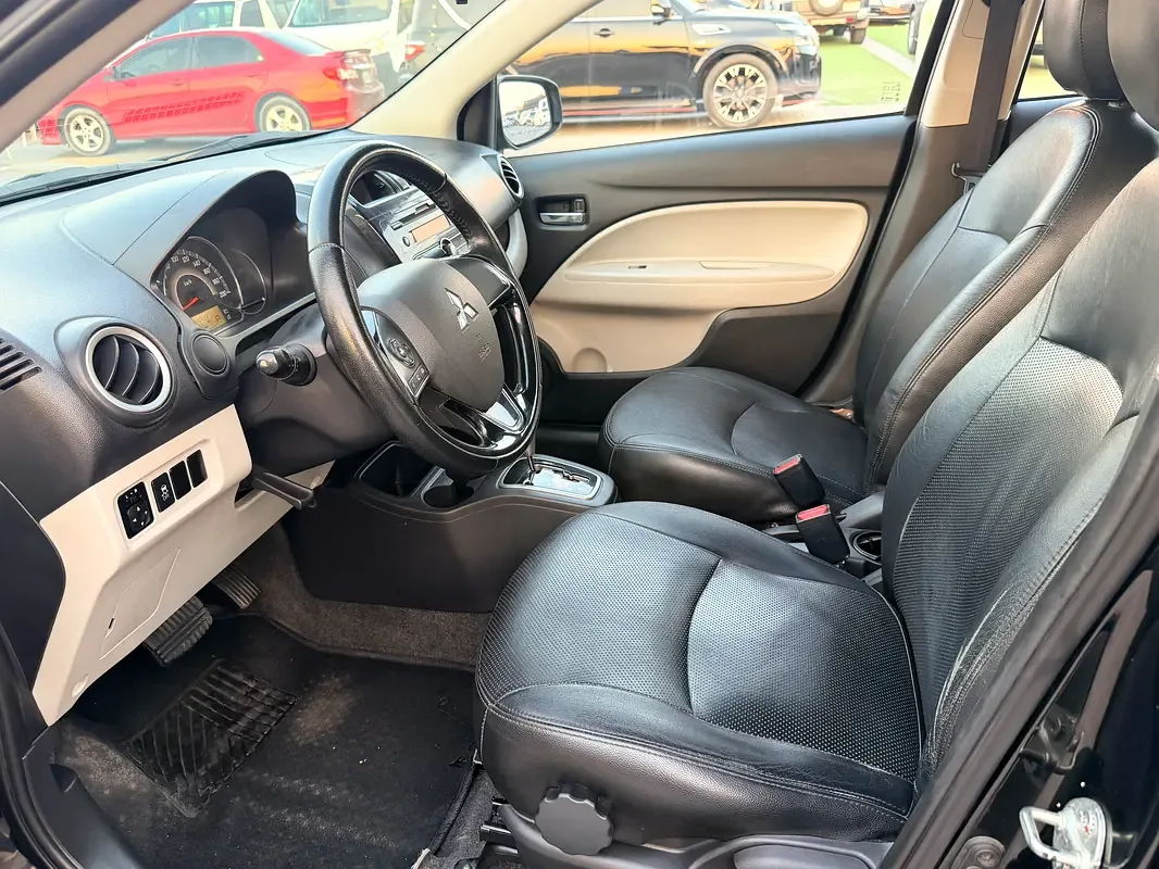 Mitsubishi Attrage 1.2 CVT (80 hp) - 10