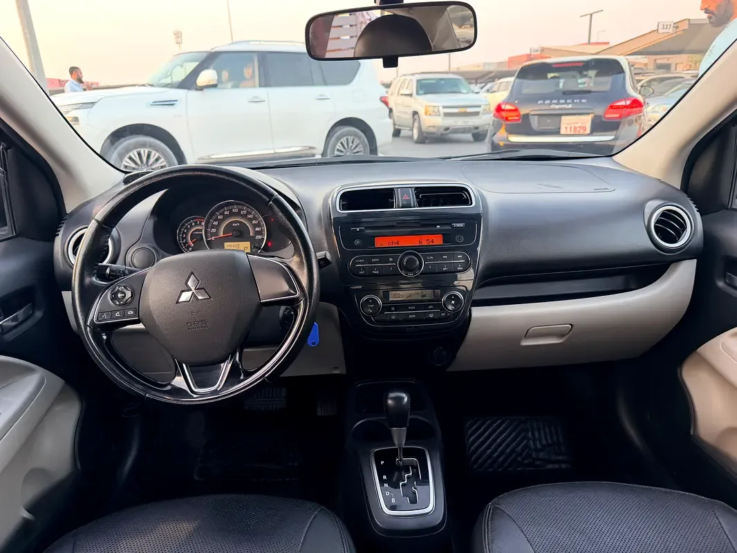Mitsubishi Attrage 1.2 CVT (80 hp) - 8