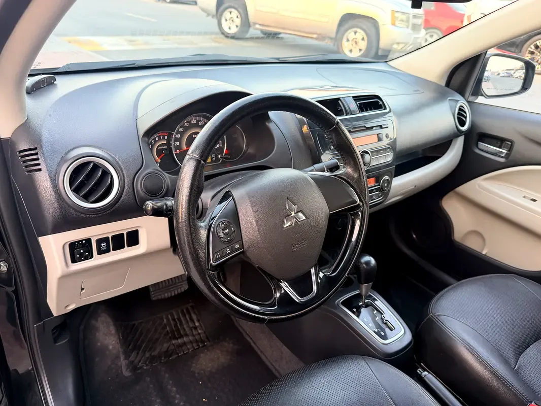 Mitsubishi Attrage 1.2 CVT (80 hp) - 11