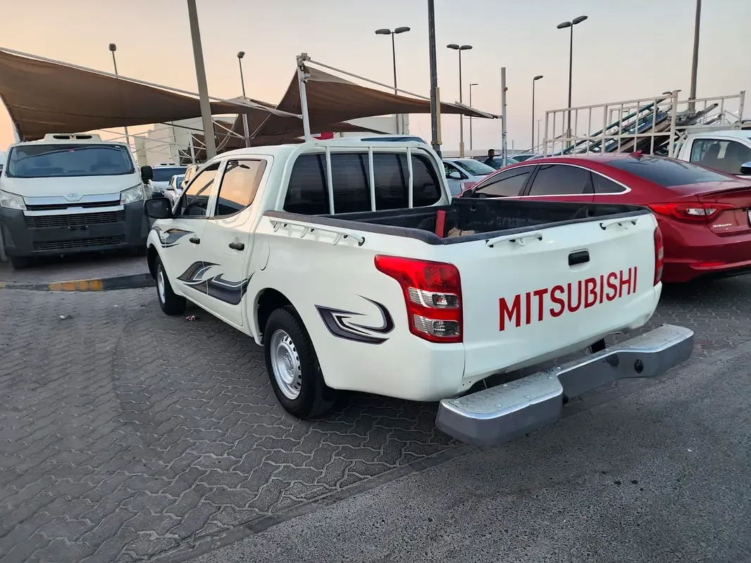 Mitsubishi L200 2.4 D MT (154 حصان) - 4