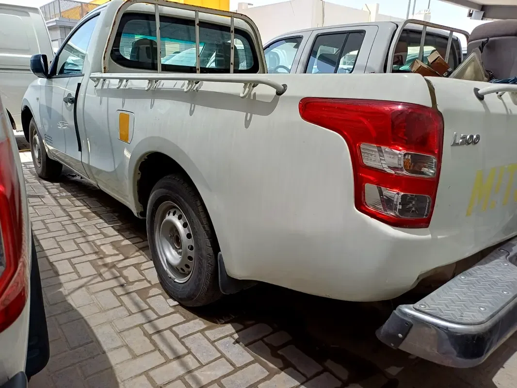 Mitsubishi L200 2.4 D MT (154 hp) - 4