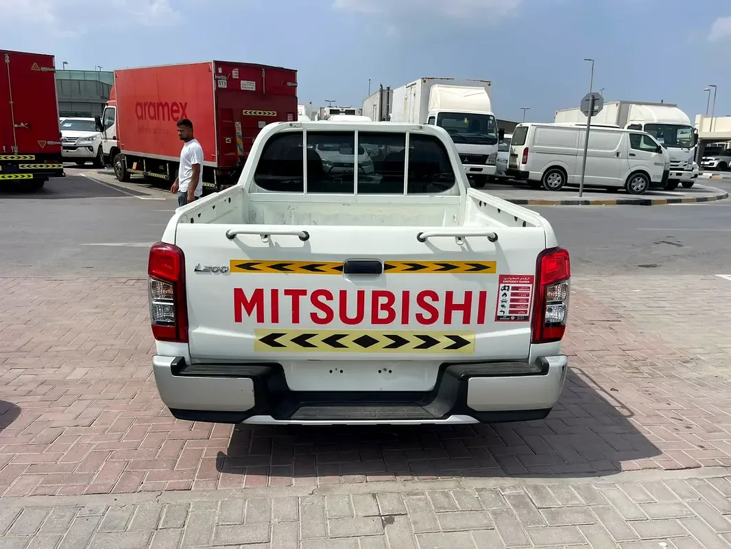 Mitsubishi L200 2.4 MT (128 حصان) - 7
