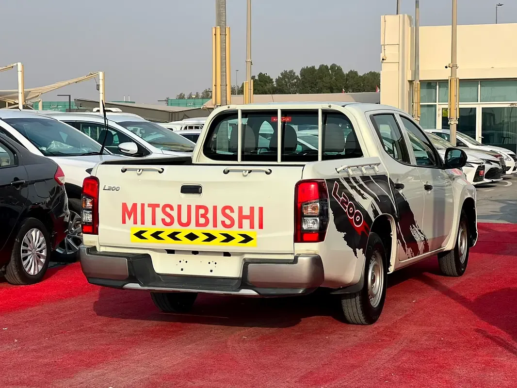 Mitsubishi L200 2.4 MT (128 حصان) - 6