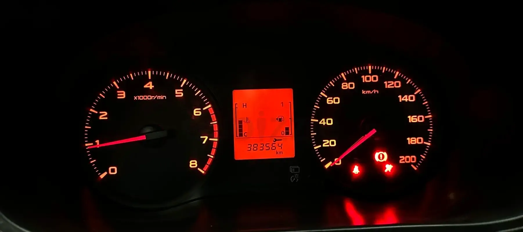 Mitsubishi L200 2.4 MT (150 حصان) - 9