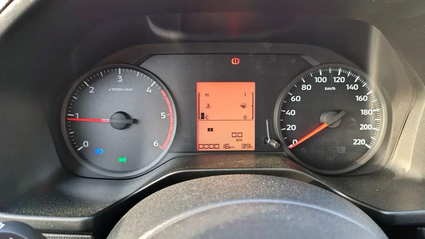 Mitsubishi L200 2.4 MT 4WD (150 hp) - 14