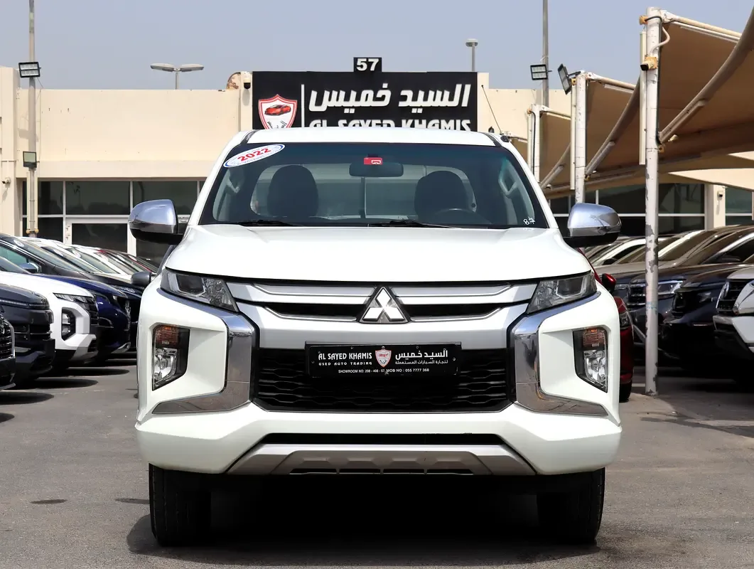 Mitsubishi L200 2.4 MT 4WD (152 hp)